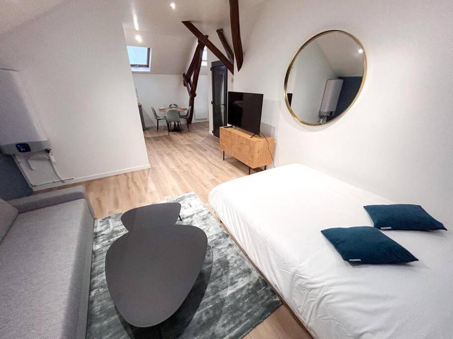 Le Cocoon Choisy-le-Roi - Wifi, Parking Gratuit, RER C Apartment Exterior photo